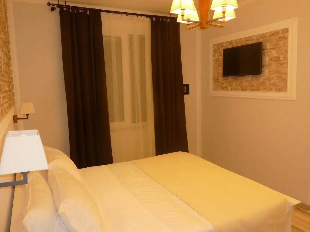 Meridiano B&B Follonica Italy